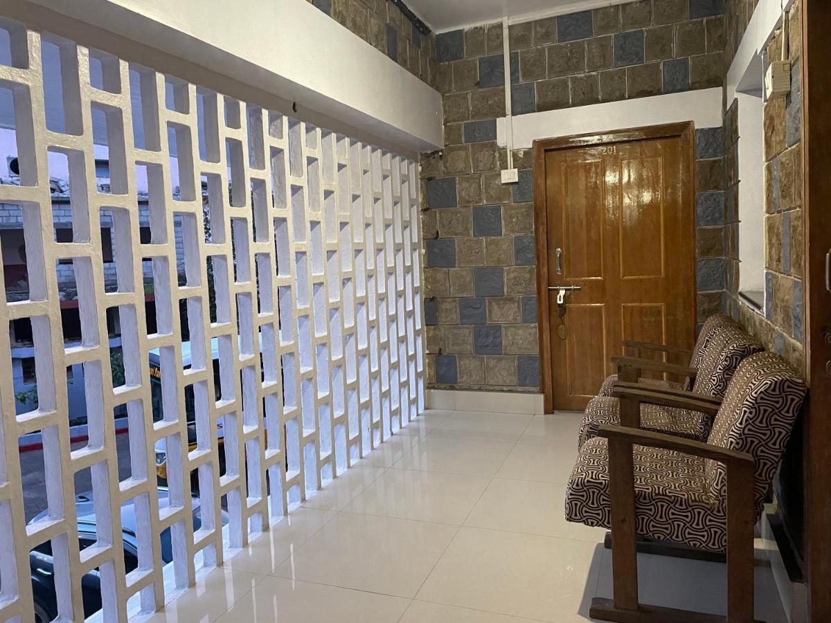 Hotel Caveri Madikeri Exterior photo